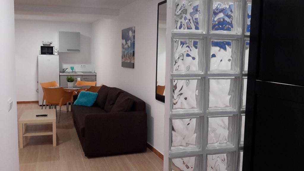 Malaga Centro Apartamentos ภายนอก รูปภาพ