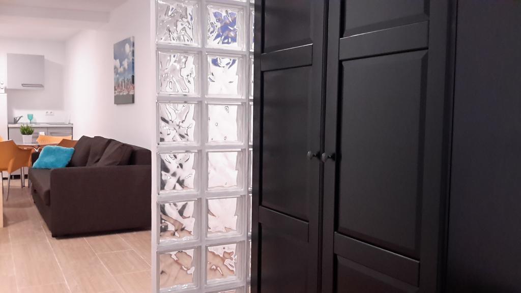 Malaga Centro Apartamentos ภายนอก รูปภาพ