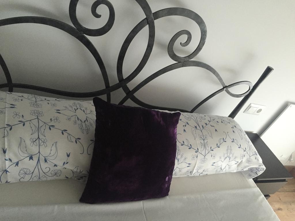 Malaga Centro Apartamentos ภายนอก รูปภาพ