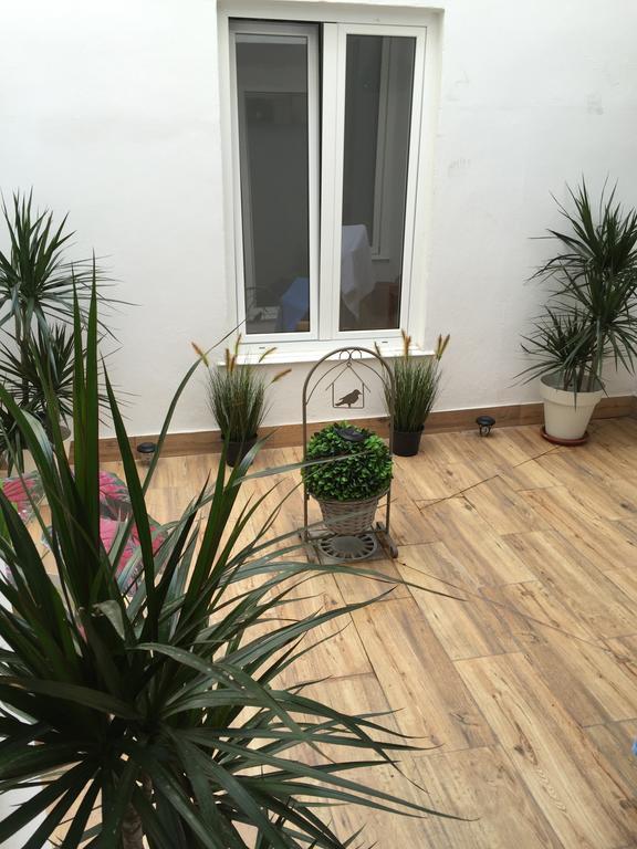 Malaga Centro Apartamentos ภายนอก รูปภาพ