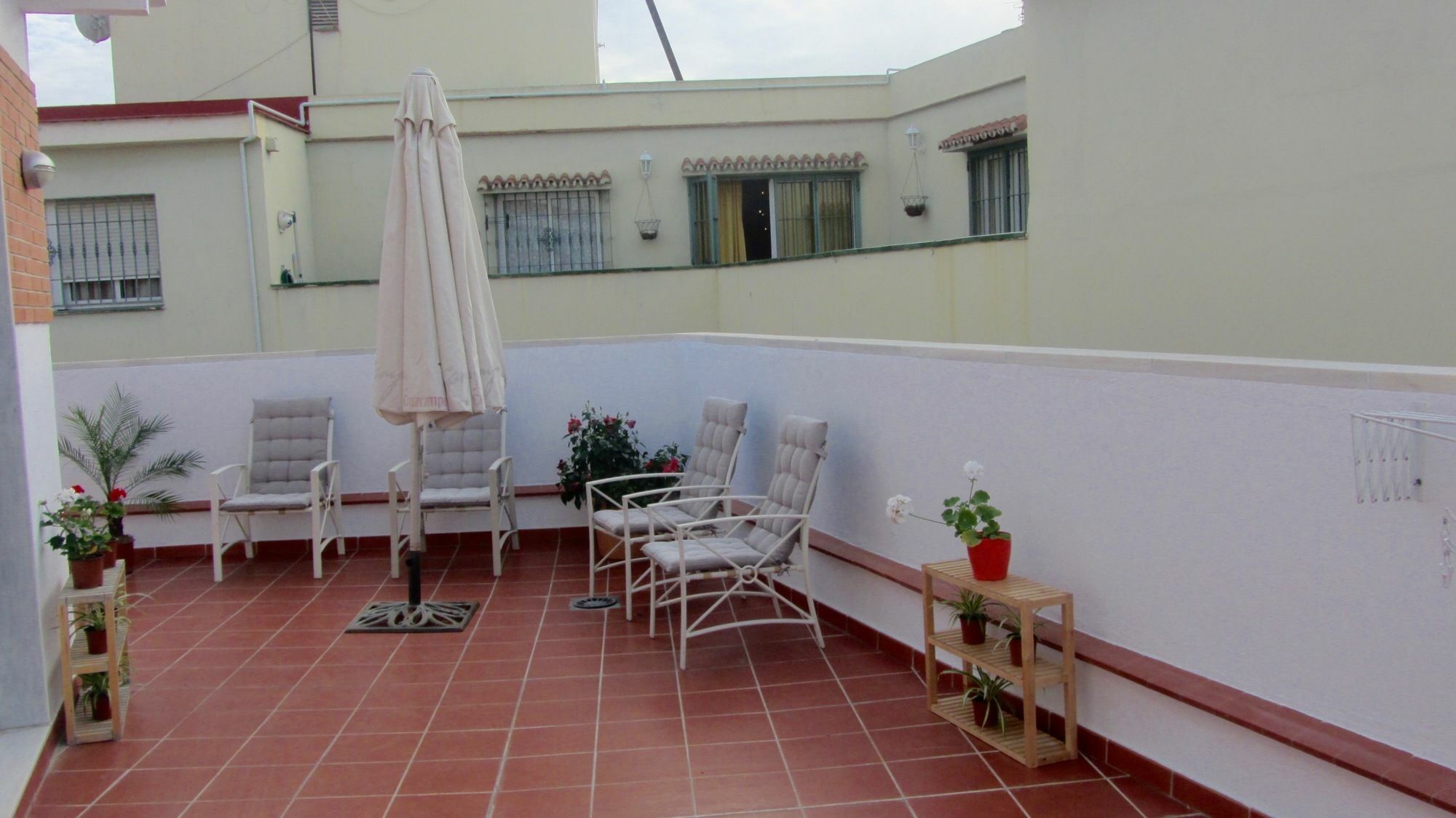 Malaga Centro Apartamentos ภายนอก รูปภาพ