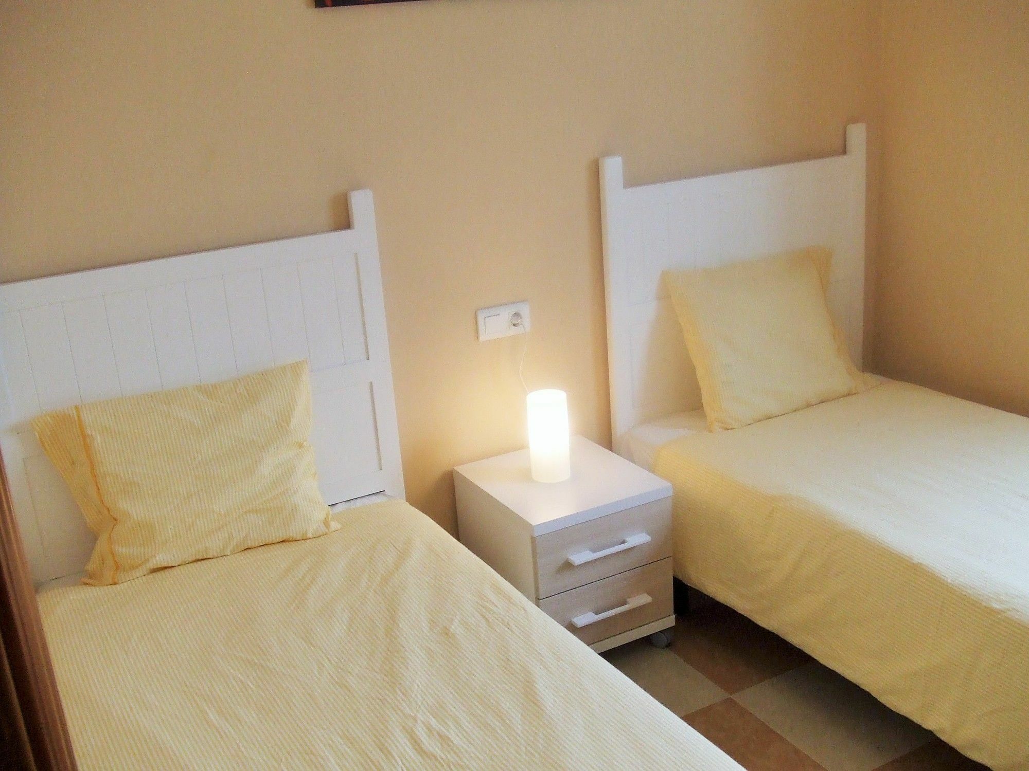 Malaga Centro Apartamentos ภายนอก รูปภาพ