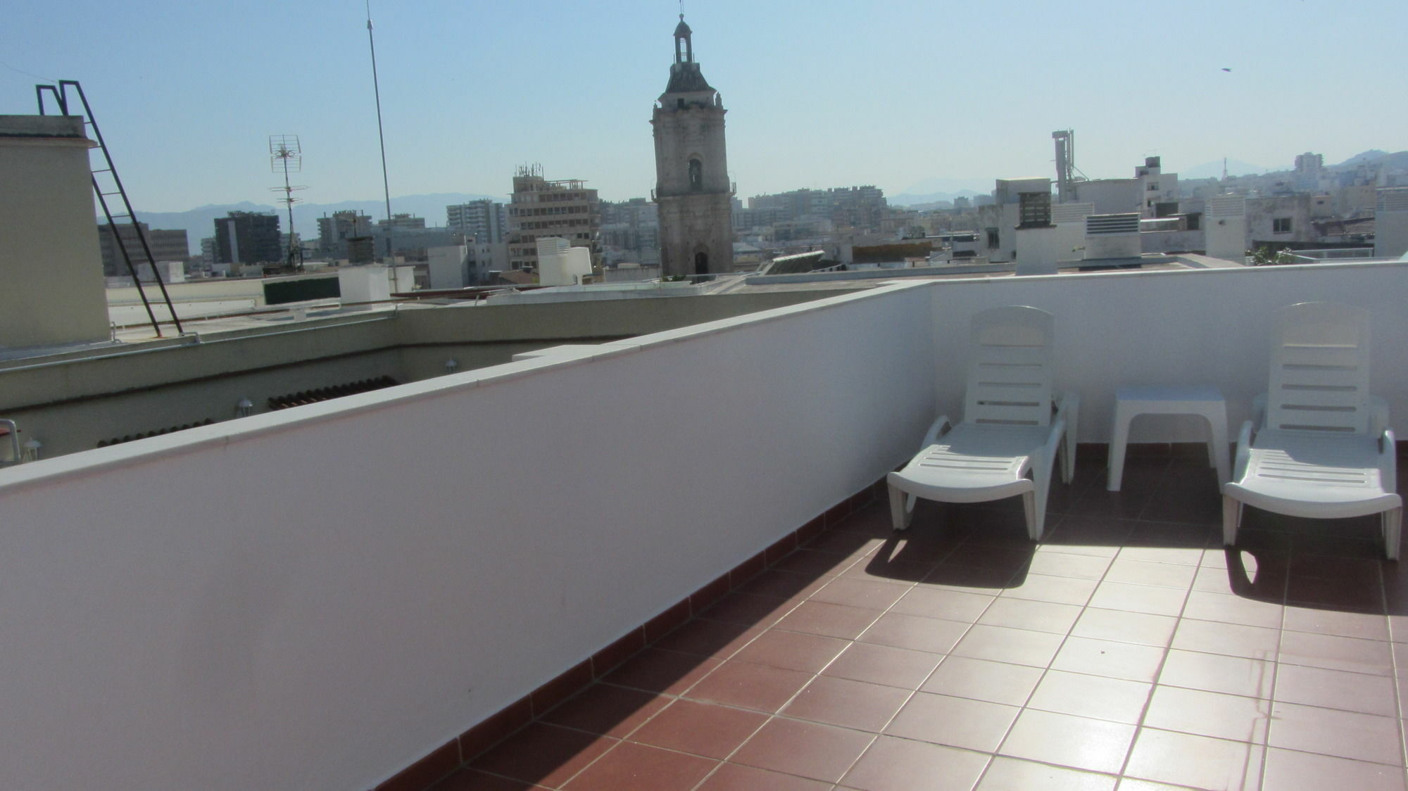 Malaga Centro Apartamentos ภายนอก รูปภาพ